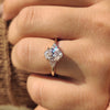 Oval muse ring with stunning diamond details.
