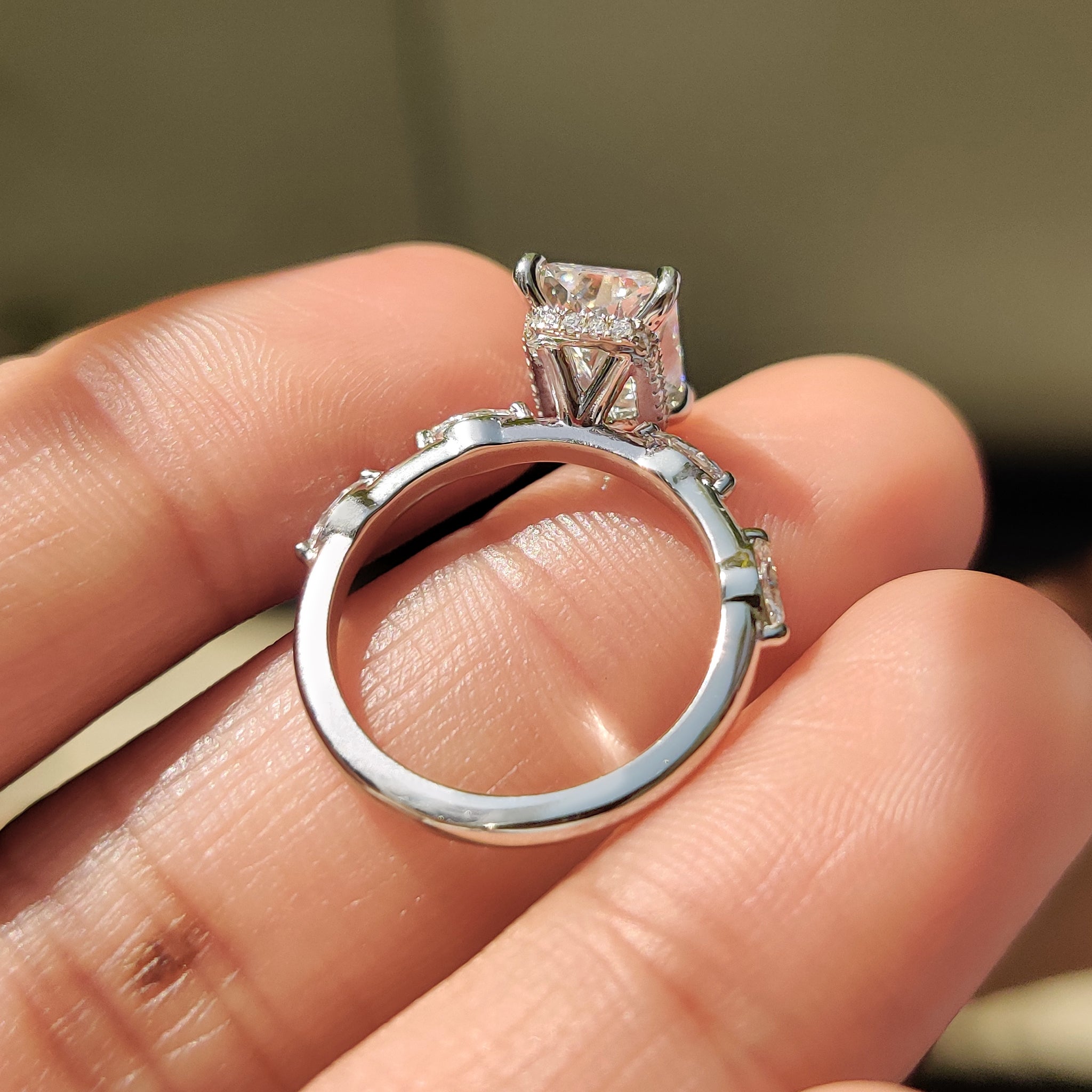 Stunning carat diamonds engagement ring set in white gold with an IGI certified Lab Grown Diamond.
