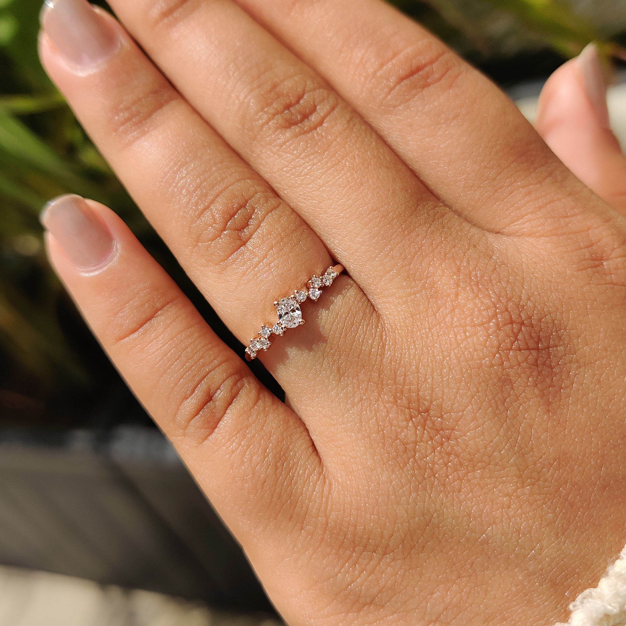 Oval Diamond Wedding Band - Zig Zag Style