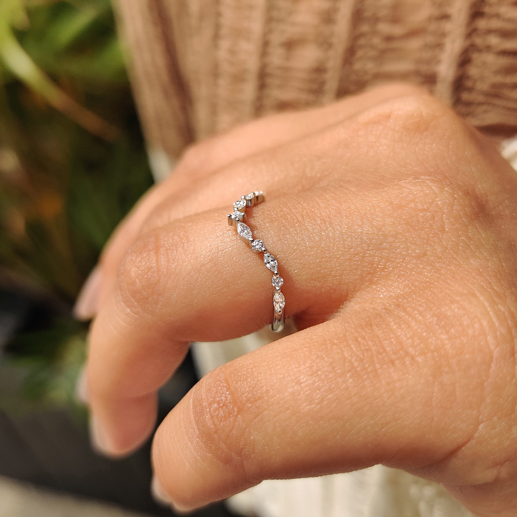 Buy lab grown band with Lab Grown Diamond.
