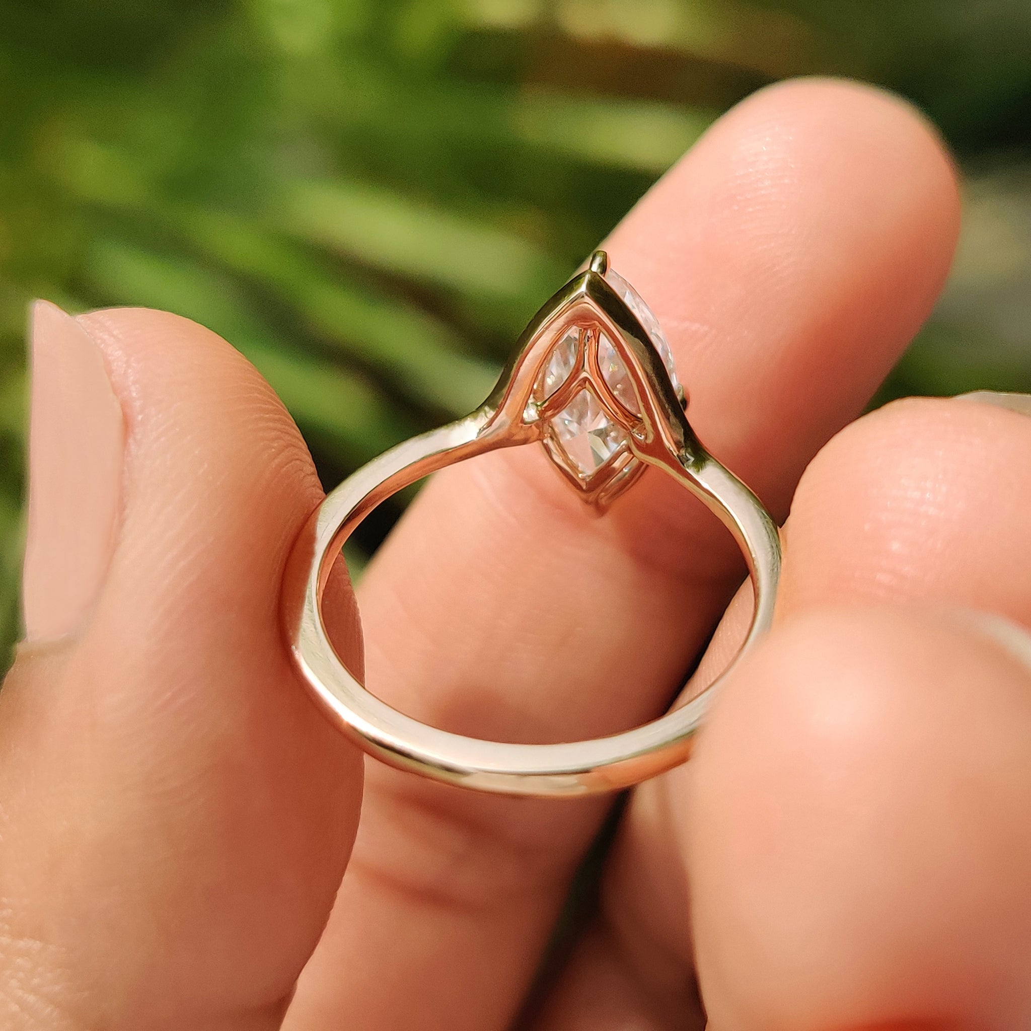 Compass prong setting used on handmade ring.
