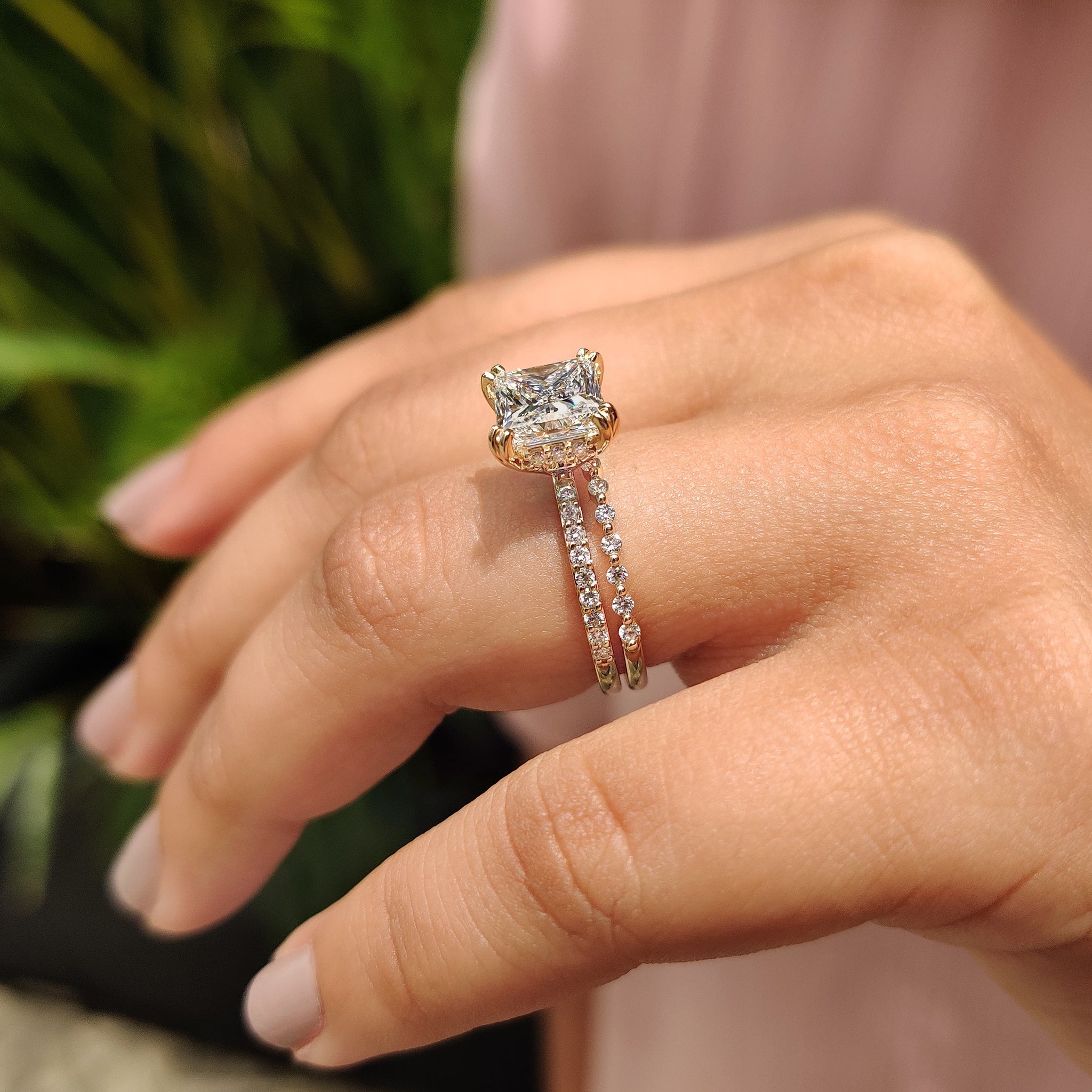 Round diamond wedding band with yellow gold bridal set.

