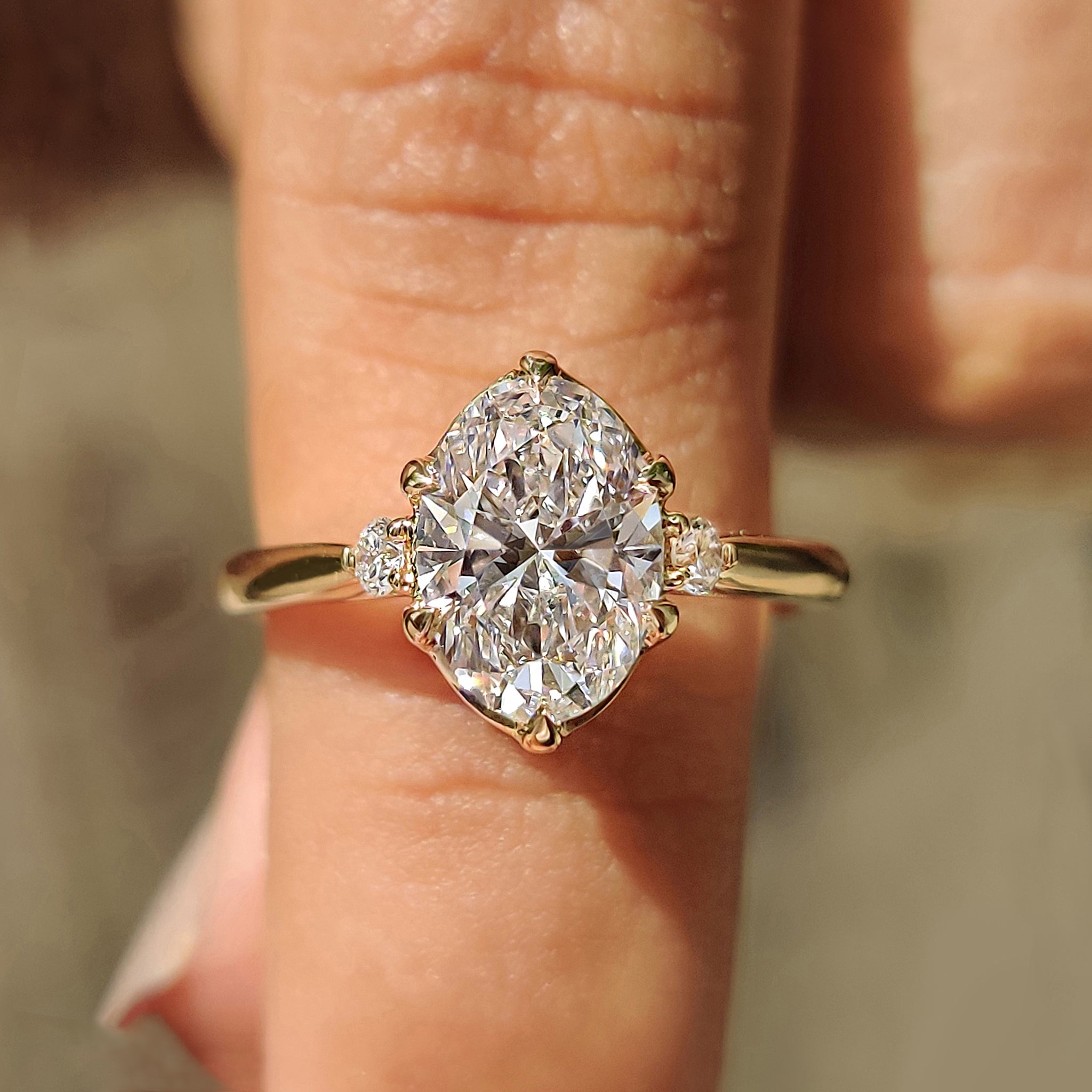 Lab Grown Diamond with IGI certified.