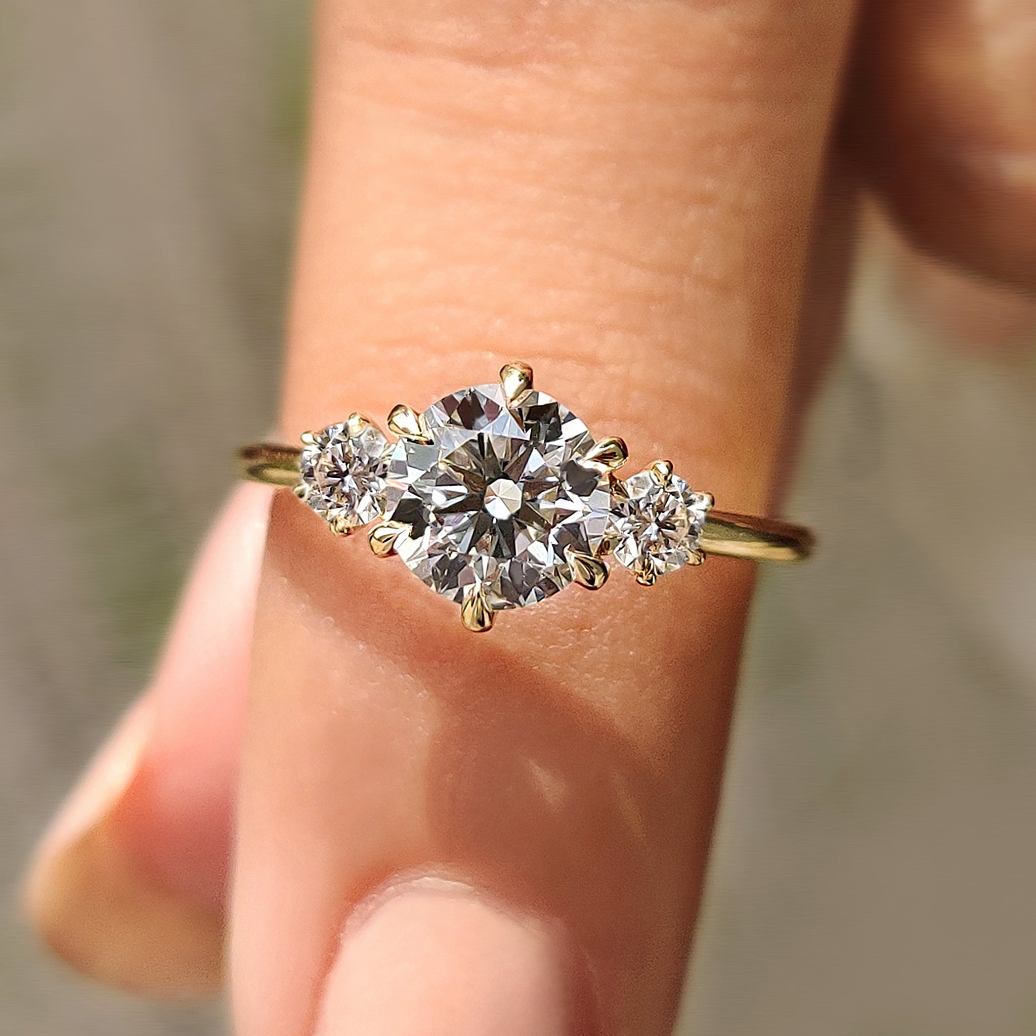3 Stone Round Diamond Ring In Rose Gold