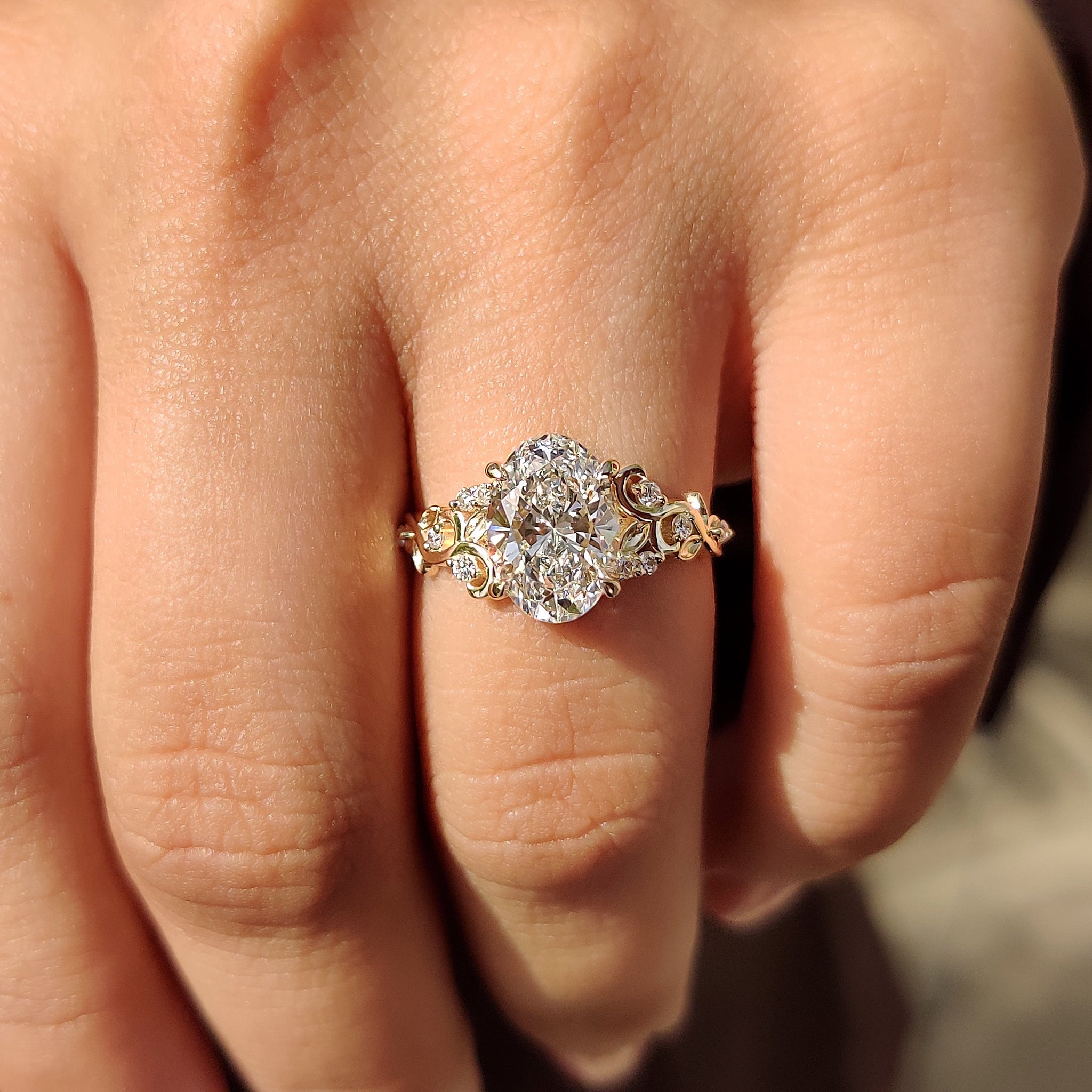 IGI certified in handmade ring.
