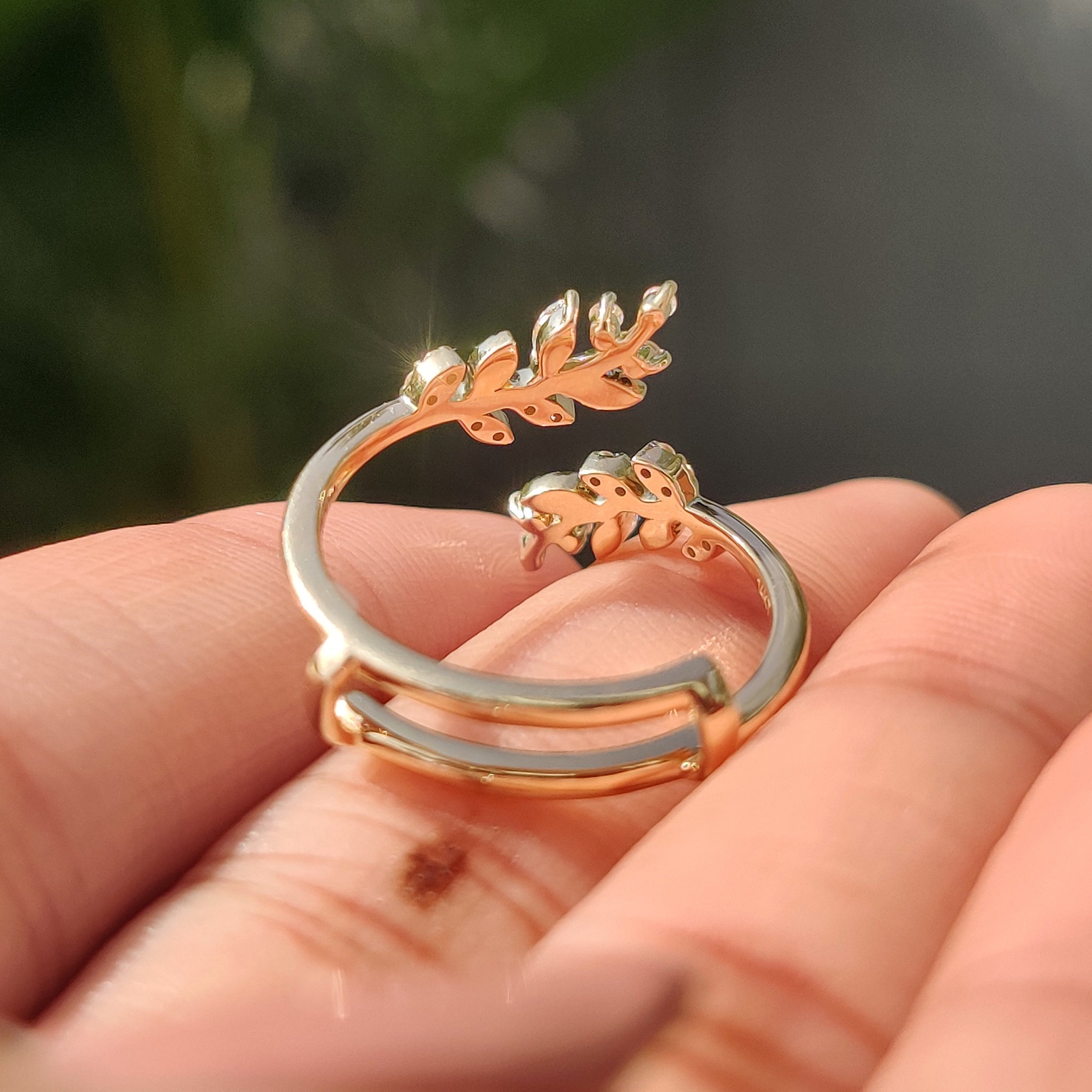 Handmade wedding band with nature inspired open gap and cluster setting