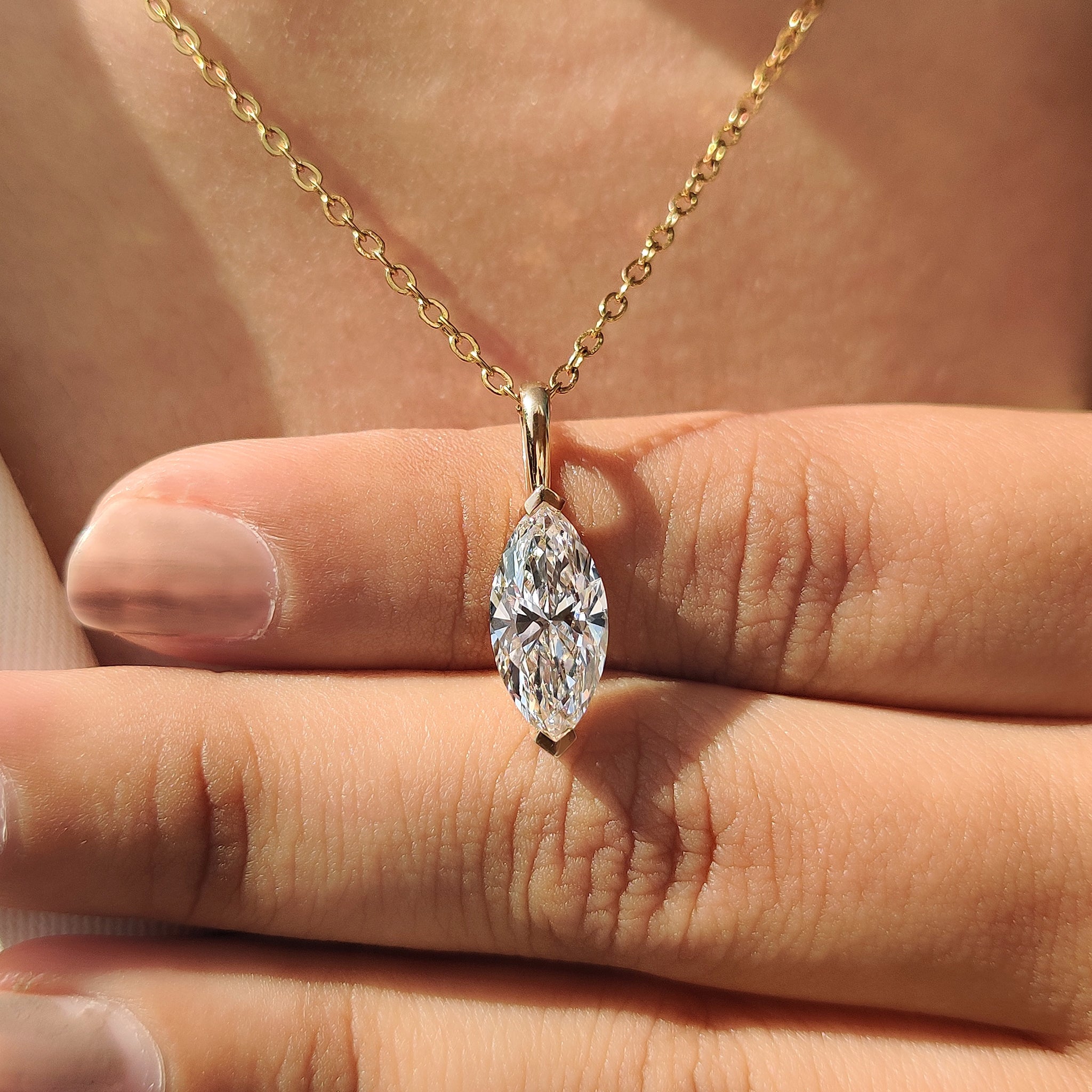 Carat Diamonds pendant featuring Lab Grown Diamond.
