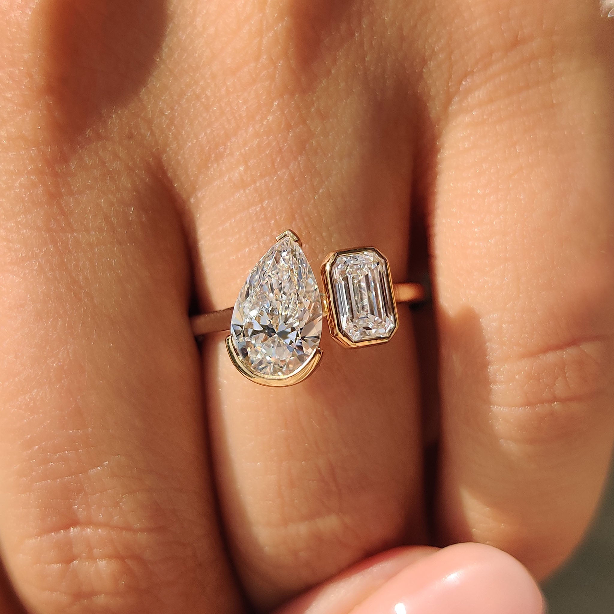 Toi et moi engagement ring featuring two stones.
