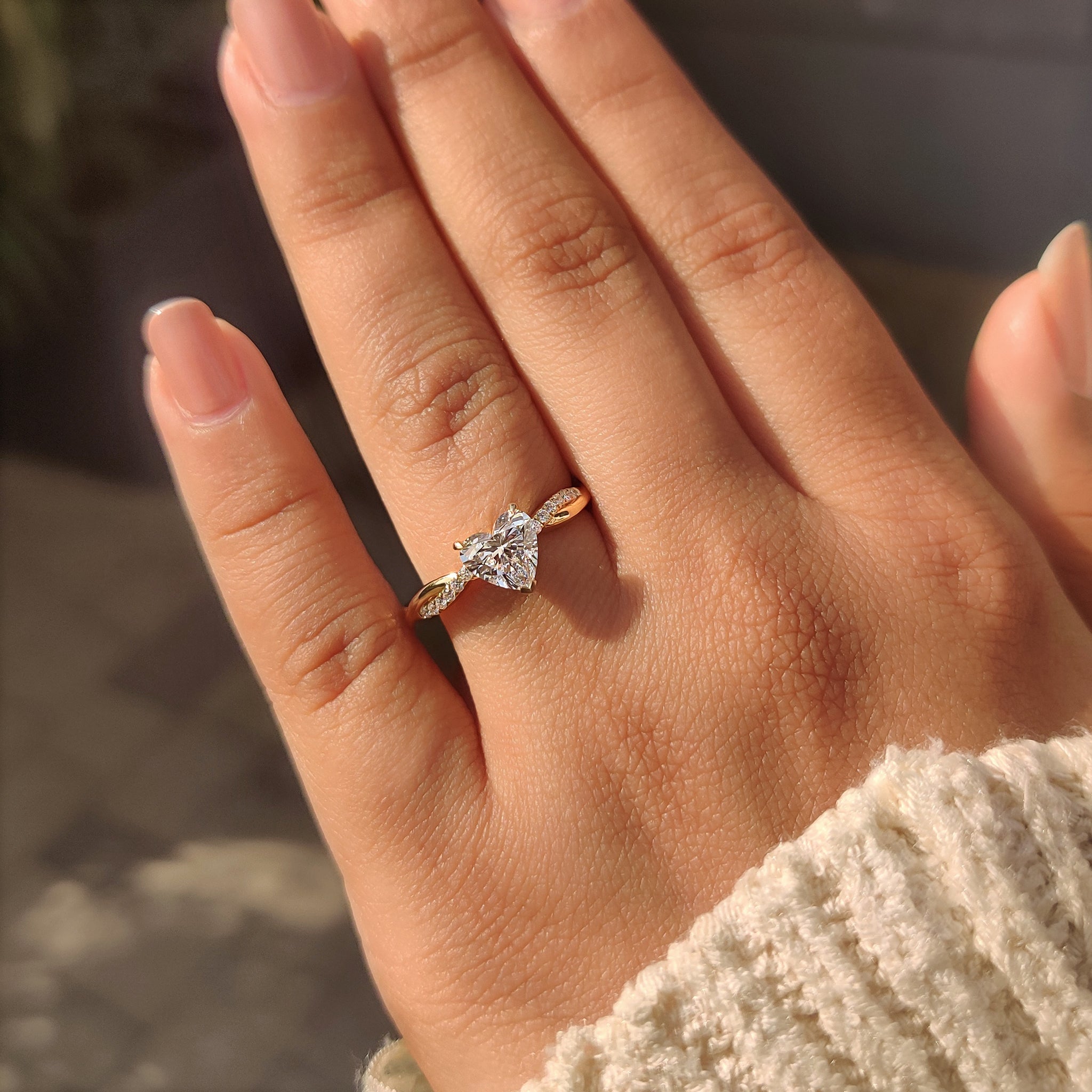 IGI certified custom diamond ring heart shaped diamond style.
