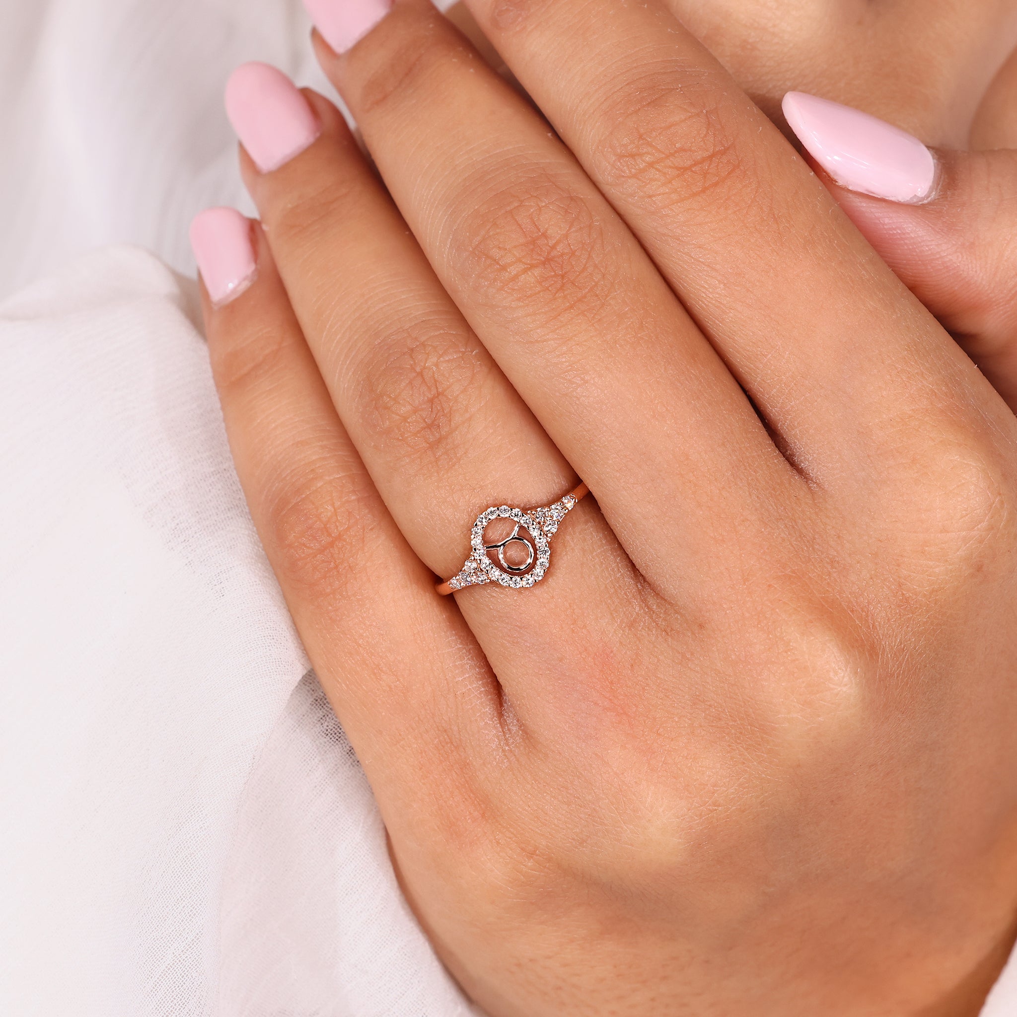 Handmade jewelry Taurus ring with IGI certified lab grown diamond.
