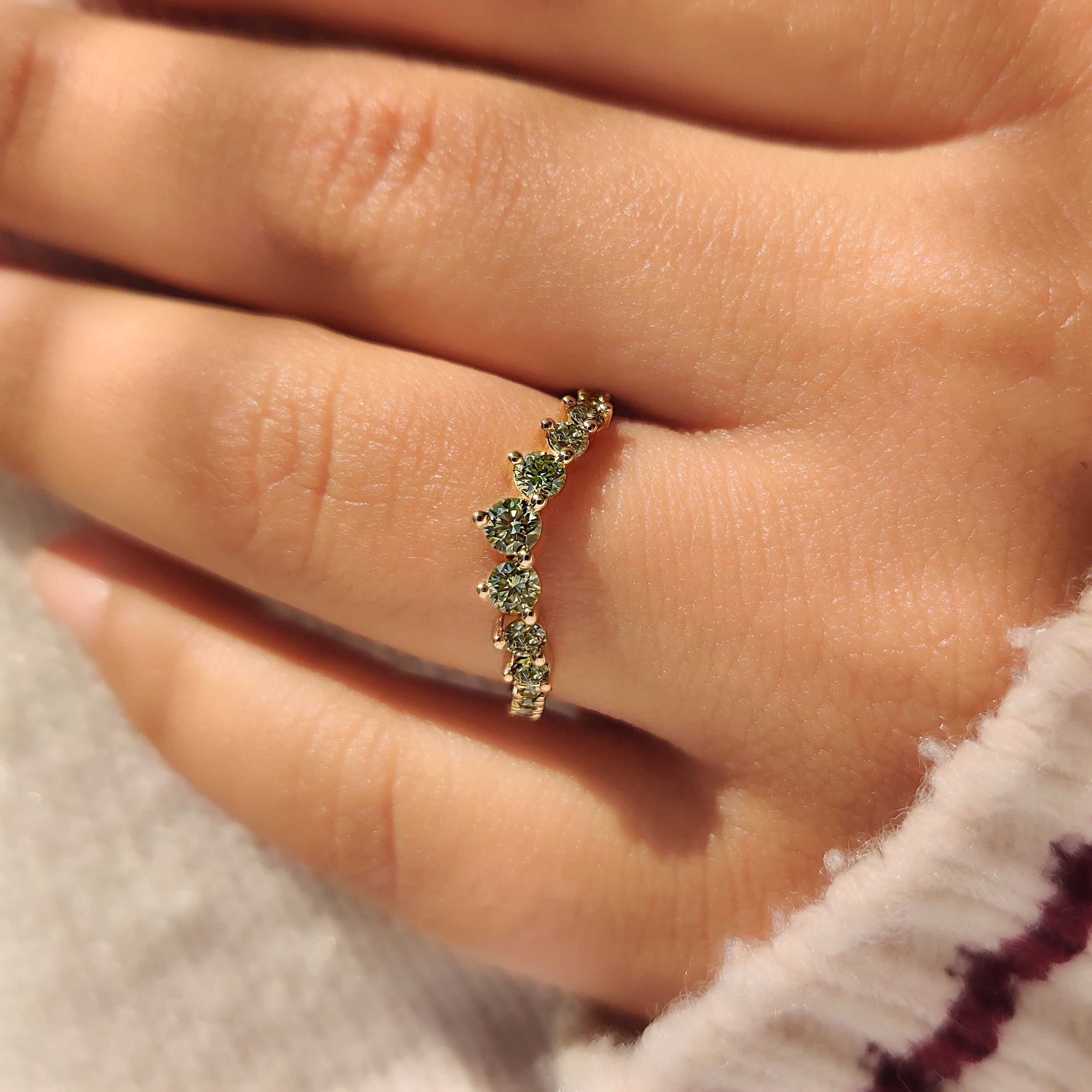 Handmade green diamond band with chevron V shape style

