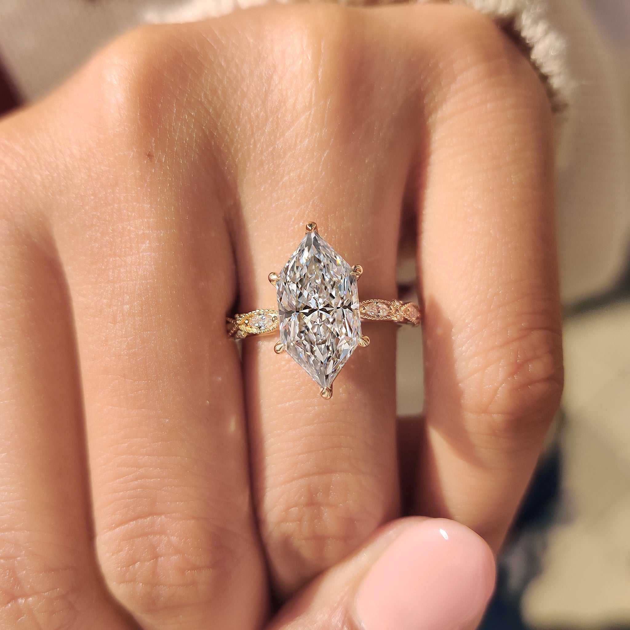 IGI Certified dutch marquise ring by Carat Diamonds
