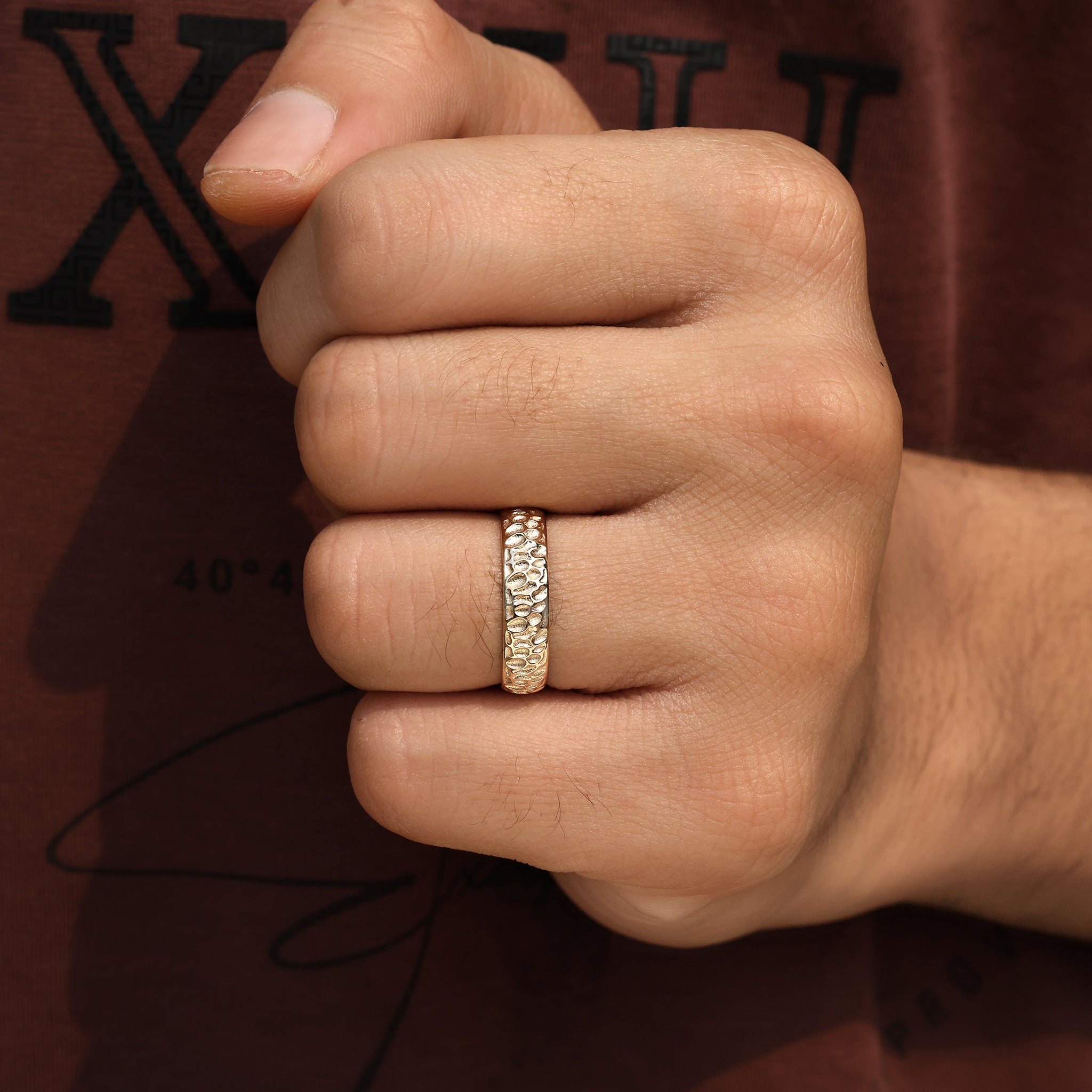 Handmade hammer finish men's engagement ring
