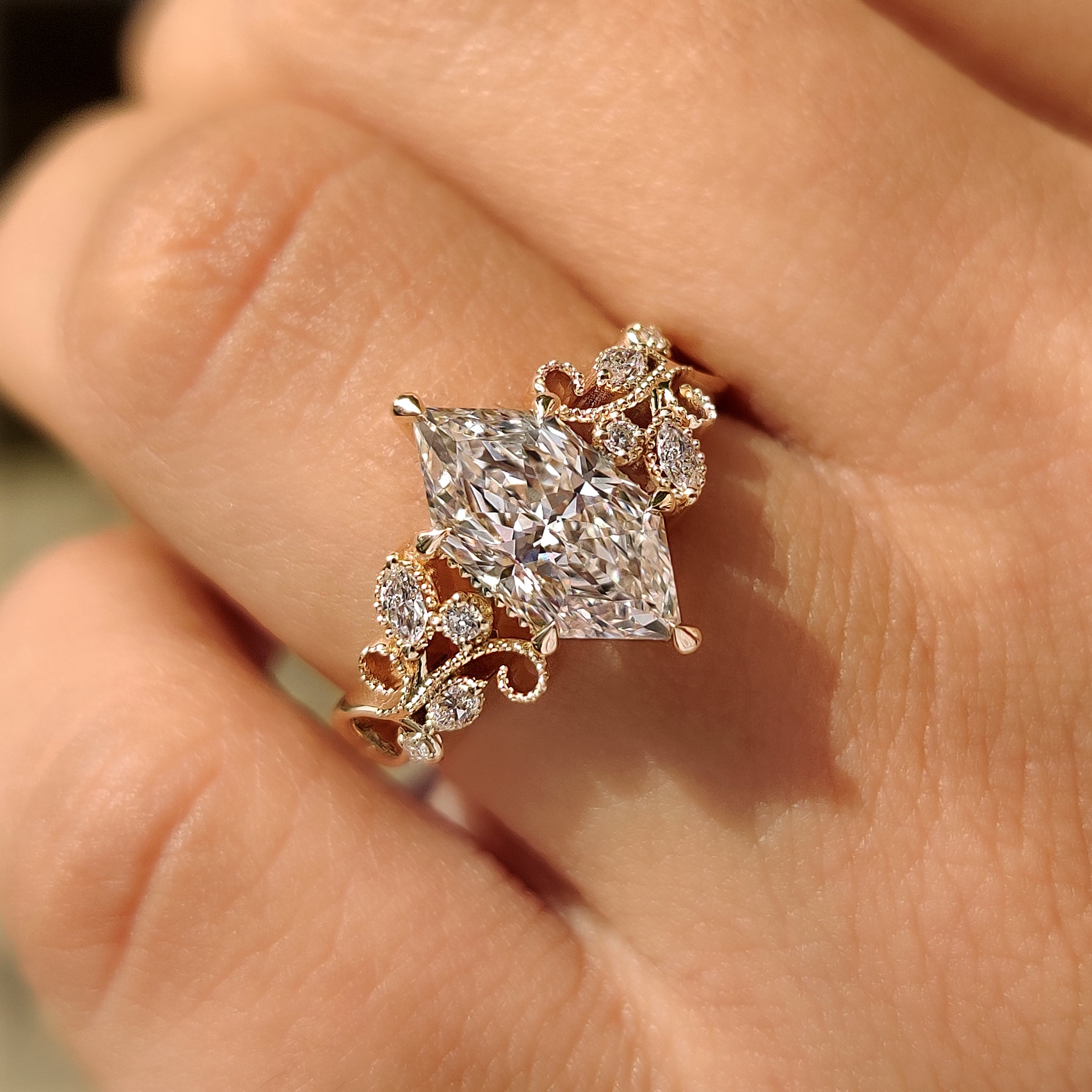 Nature inspired style with marquise and round side stones
