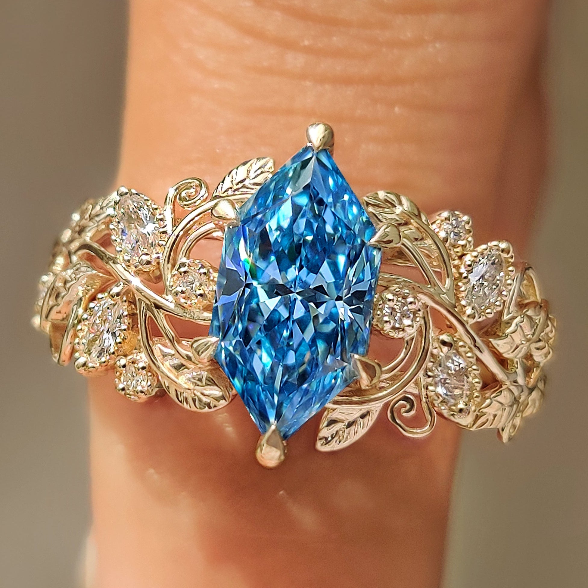 Dutch Marquise Engagement Ring with blue diamond
