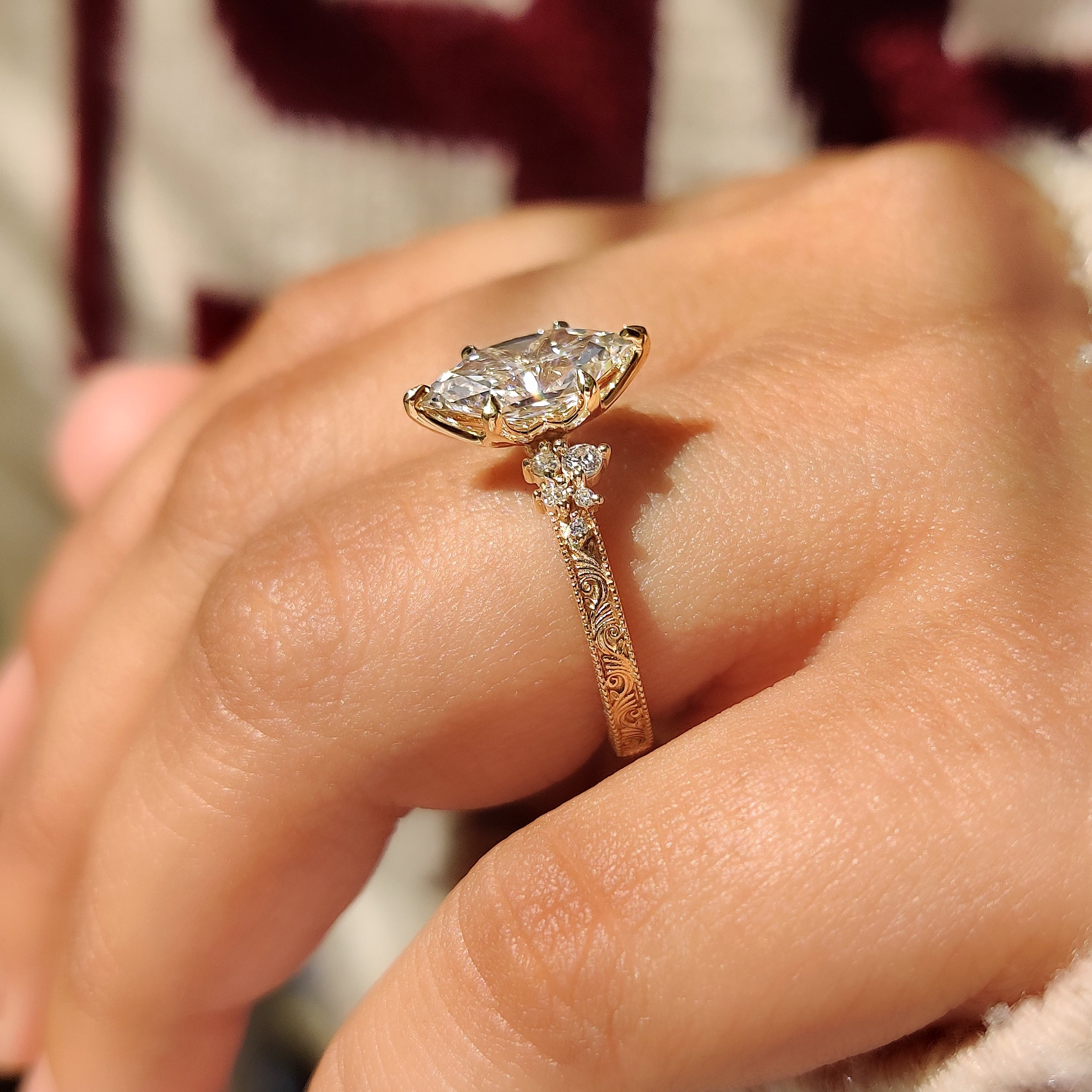 Art deco Dutch marquise ring with six claw prongs
