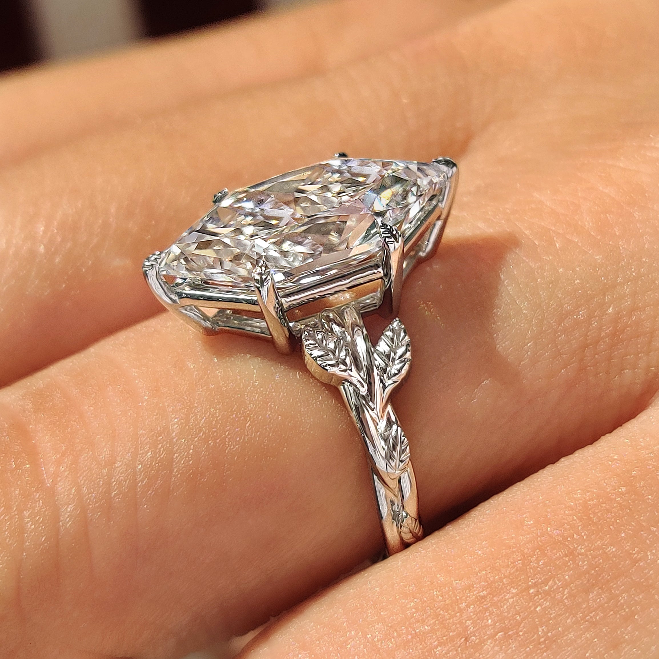 Nature inspired Dutch marquise solitaire ring
