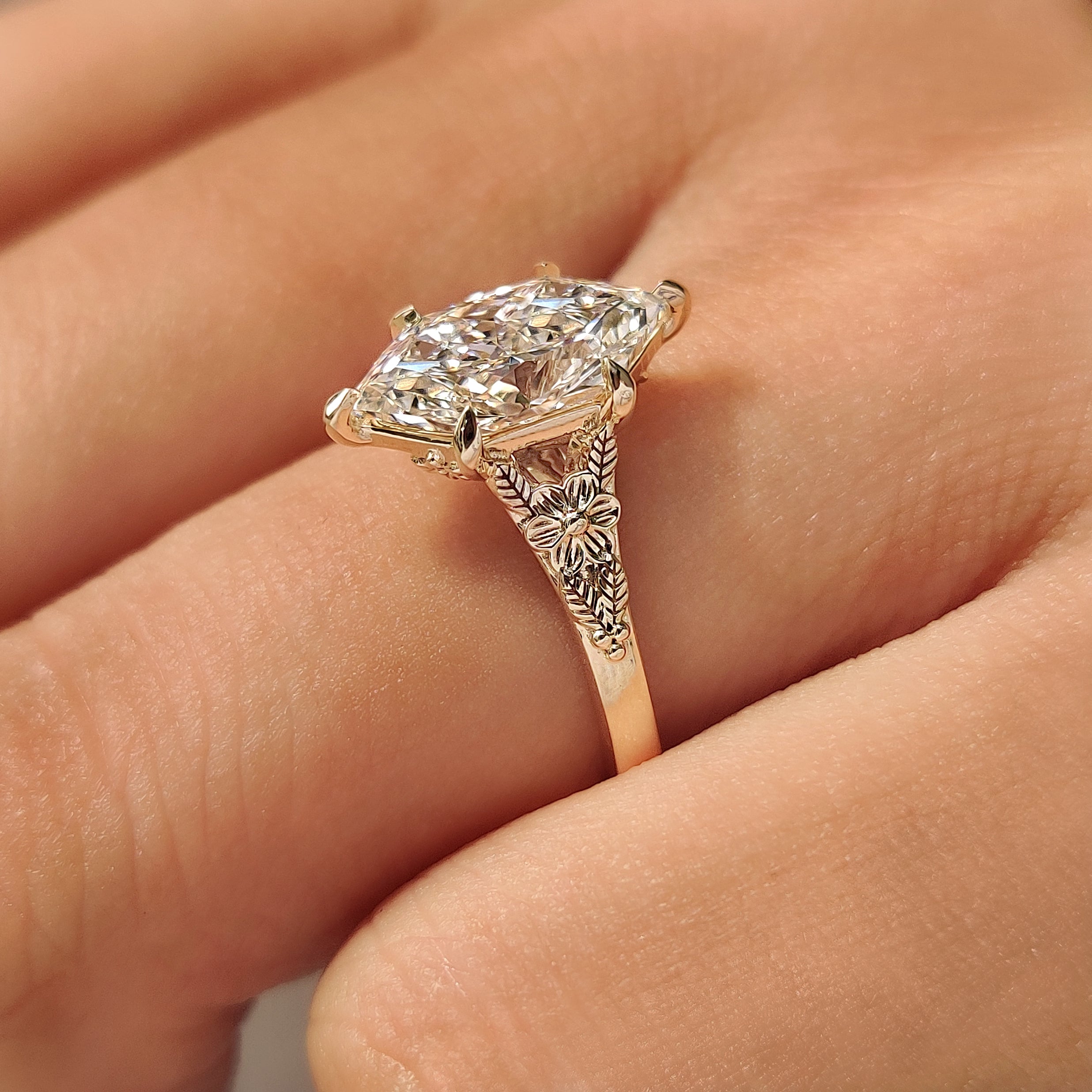Floral and leaf shank Dutch marquise ring

