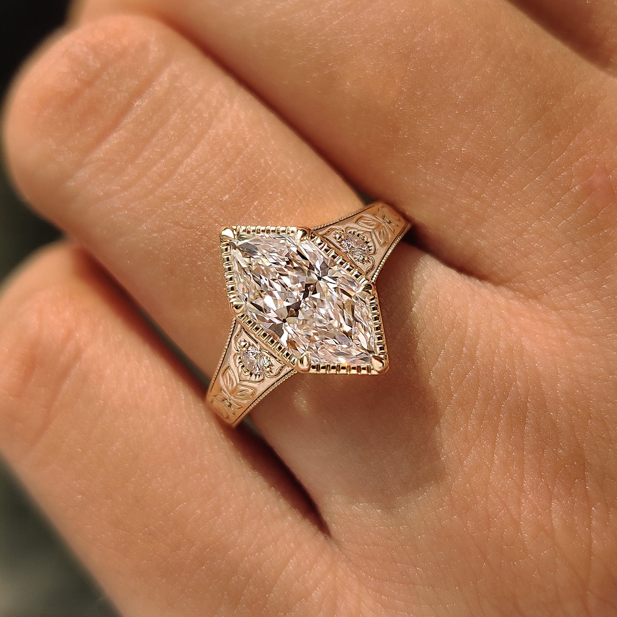 IGI certifed Dutch marquise diamond ring.
