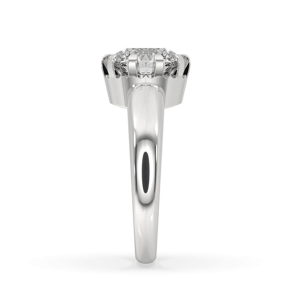 White gold engagement ring with a stunning round cut diamond.
