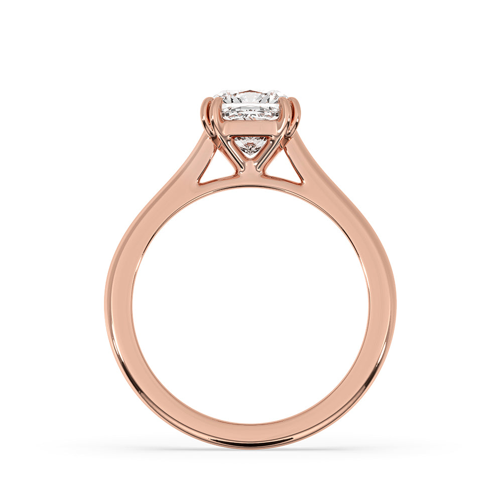 Solitaire setting with a bold cushion cut center.
