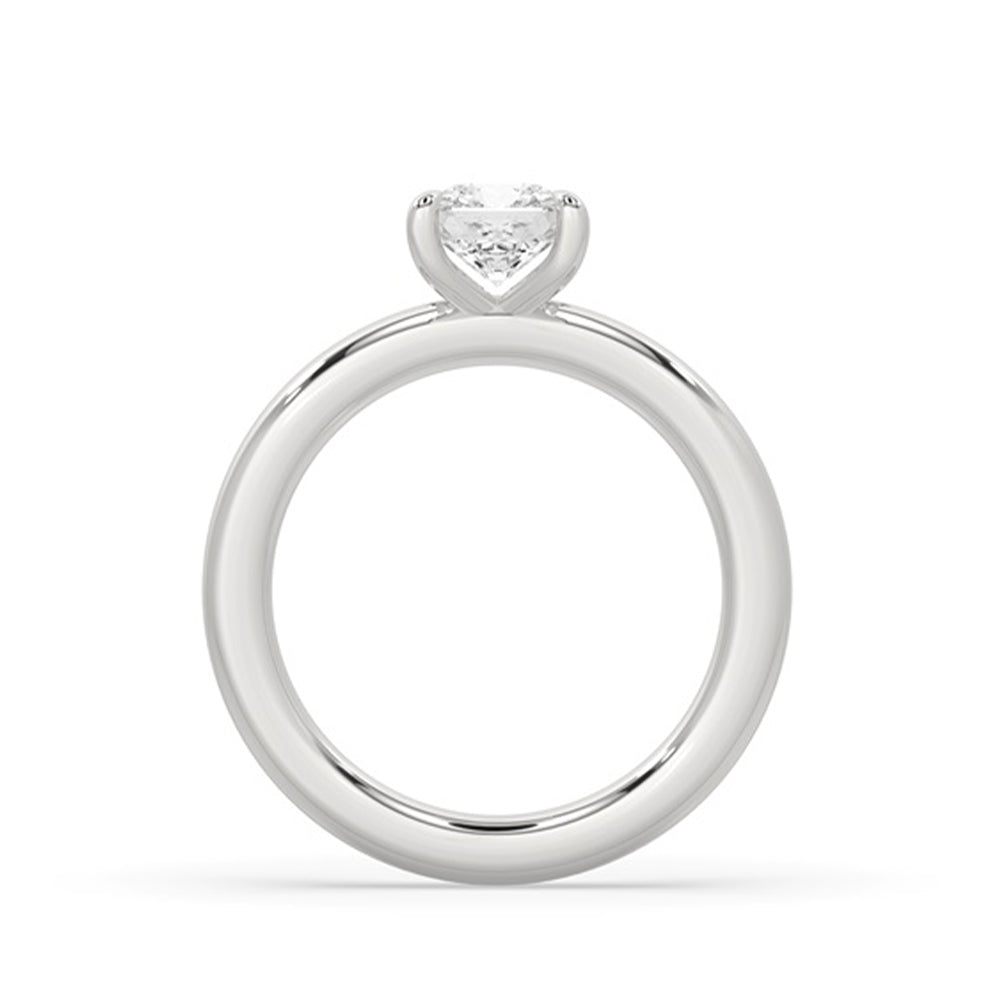White gold ring with a polished finish and exquisite diamond setting.
