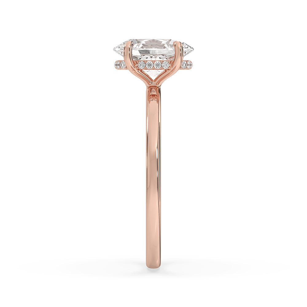 Claw prong engagement ring with round lab diamond.
