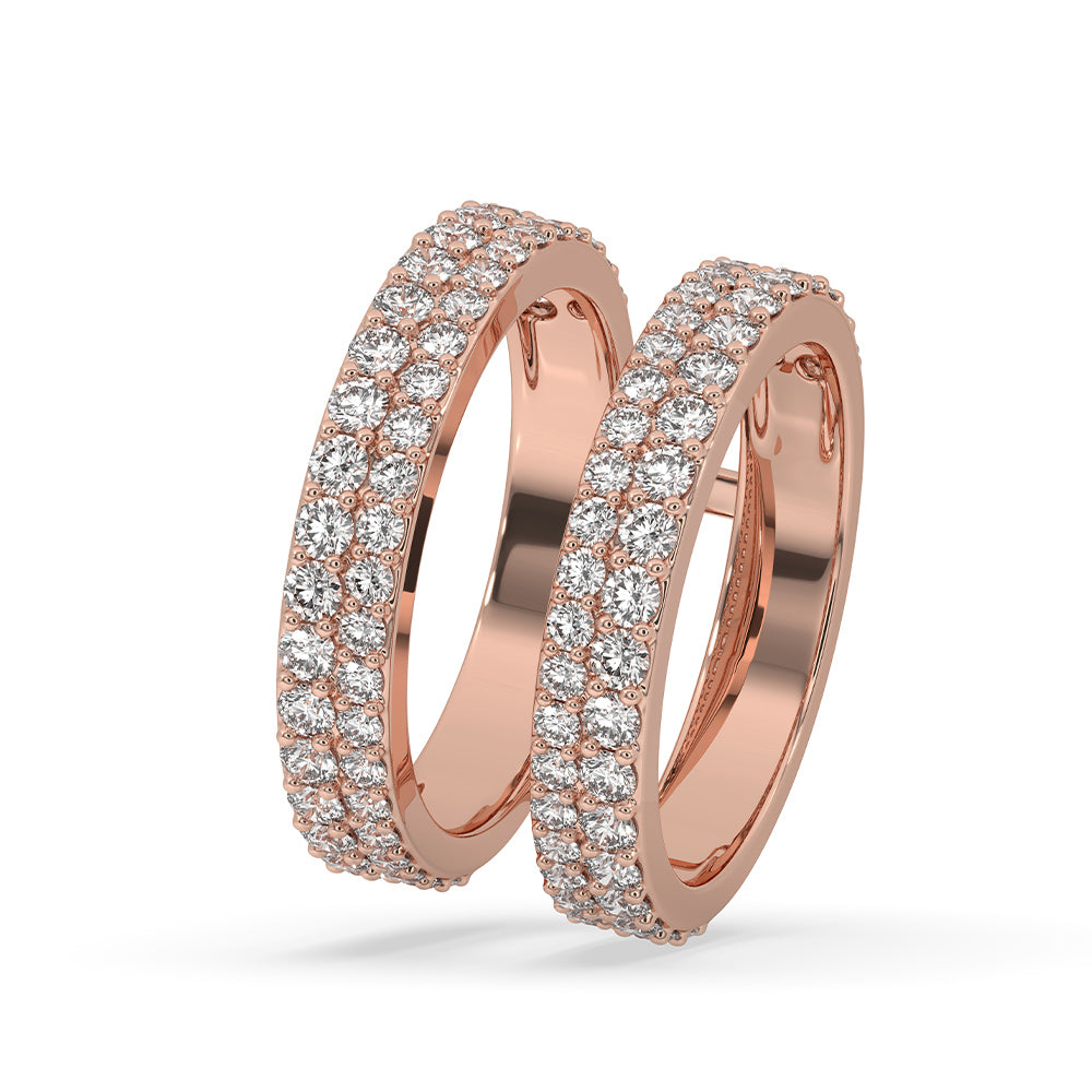 Round cut diamond band with a brilliant finish.
