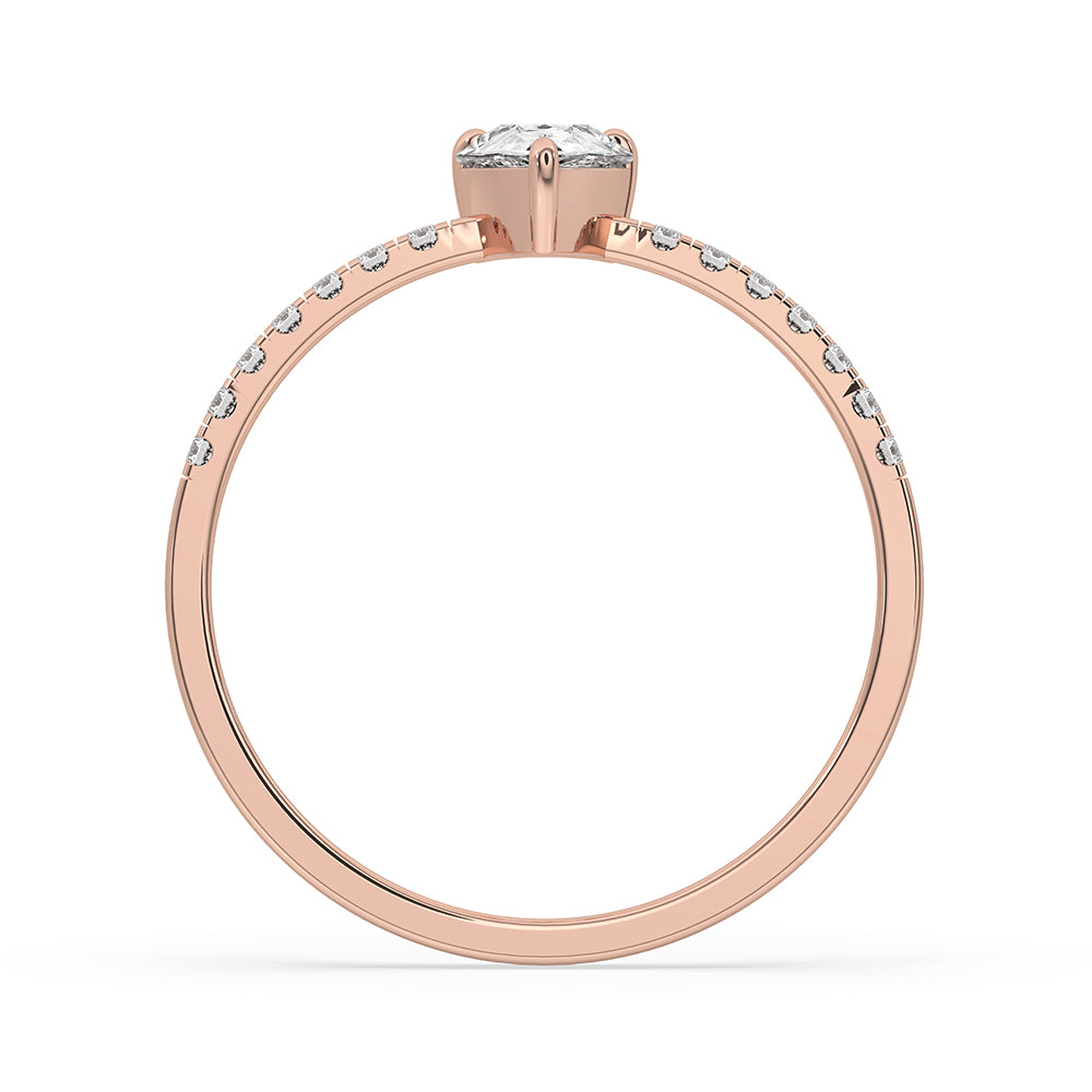 Three claw prong set ring with a stunning center stone.
