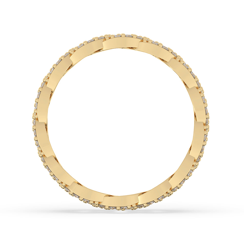 Custom wedding band featuring chain design and round cut diamonds.

