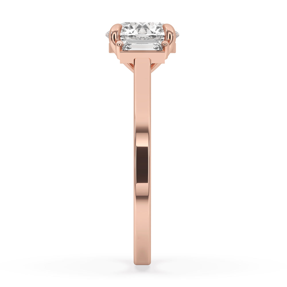 Stunning 3 carat round diamond ring with a claw prong setting, ideal for a timeless engagement.
