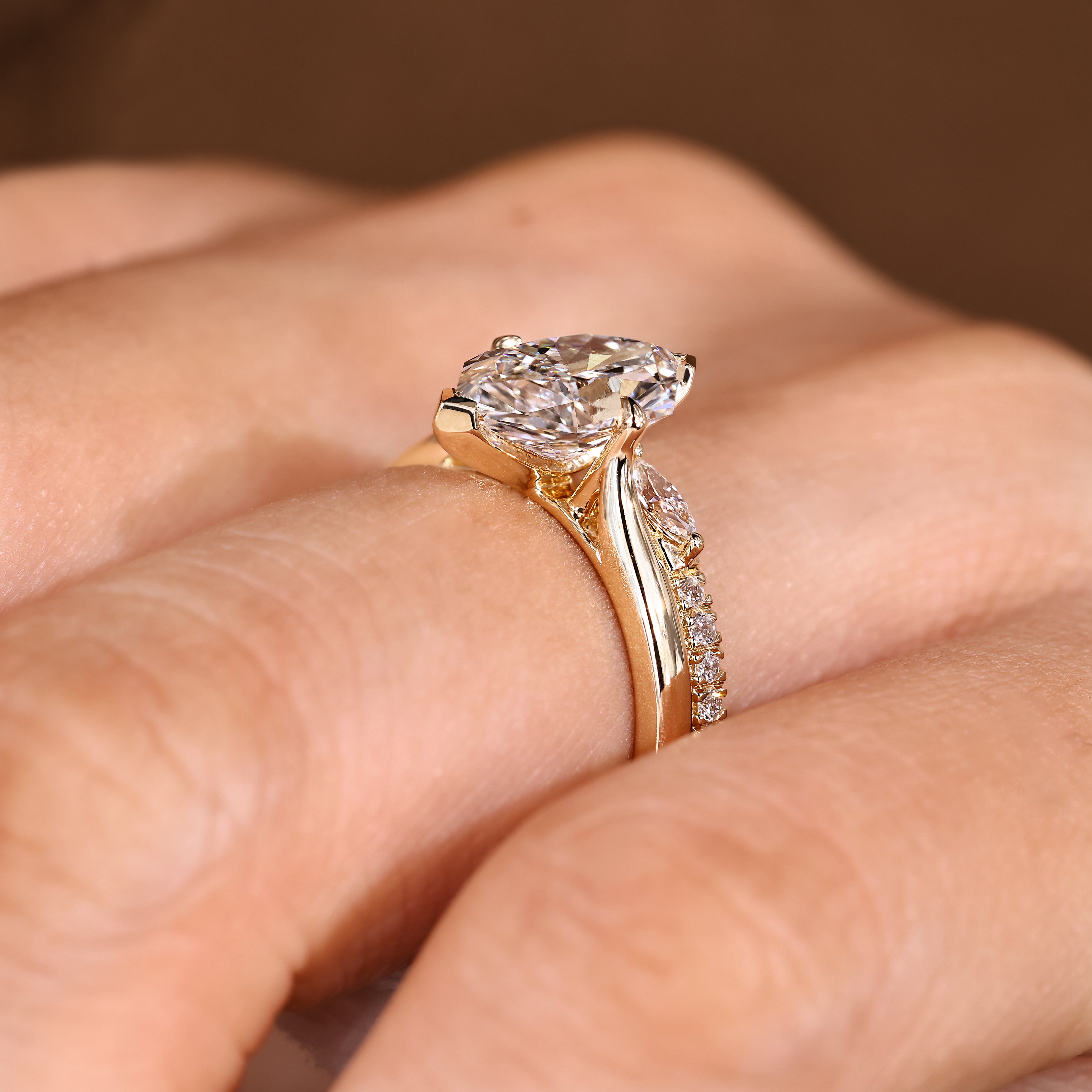 Solitaire Dutch Marquise Ring with Wedding Band
