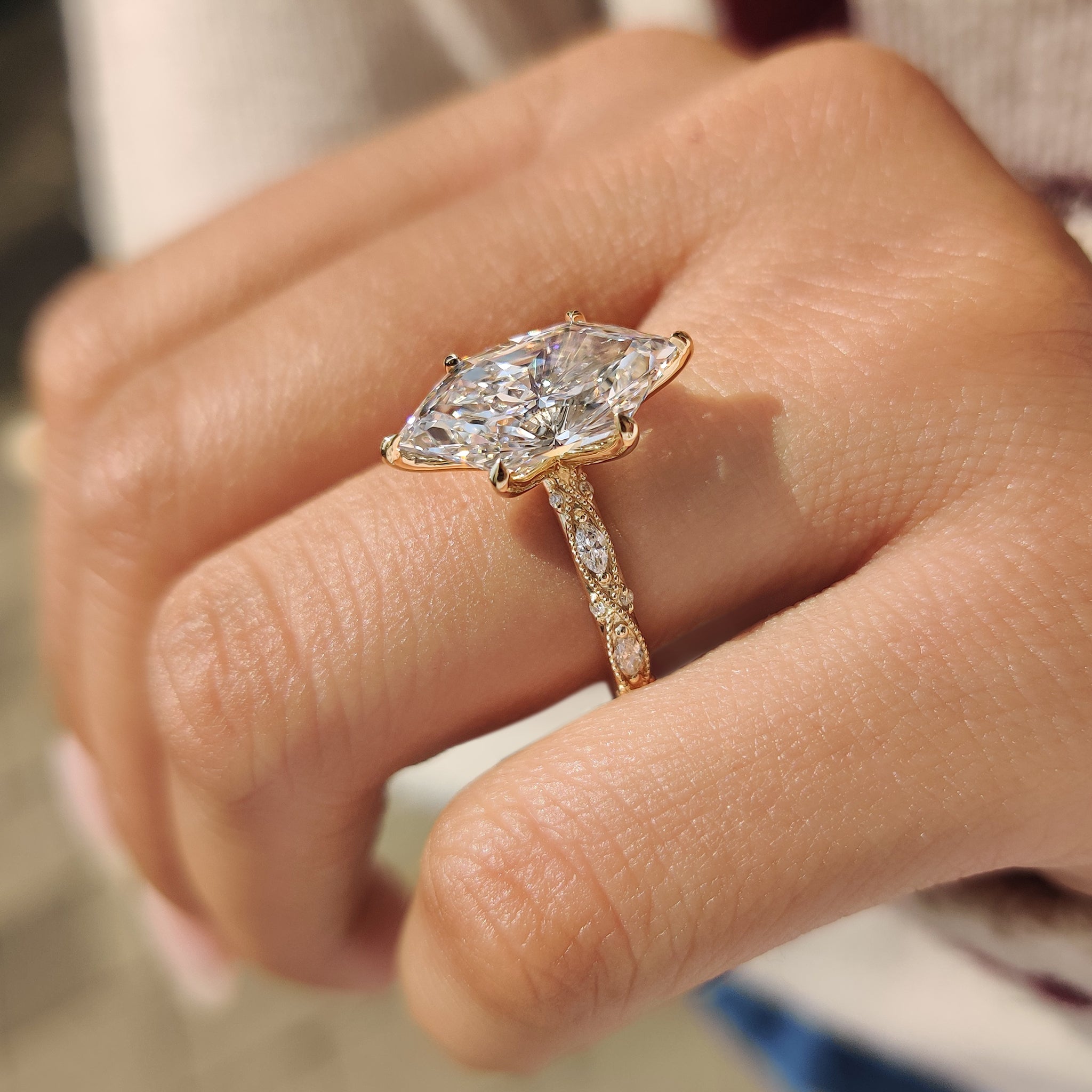 Dutch marquise ring with six claw prong setting
