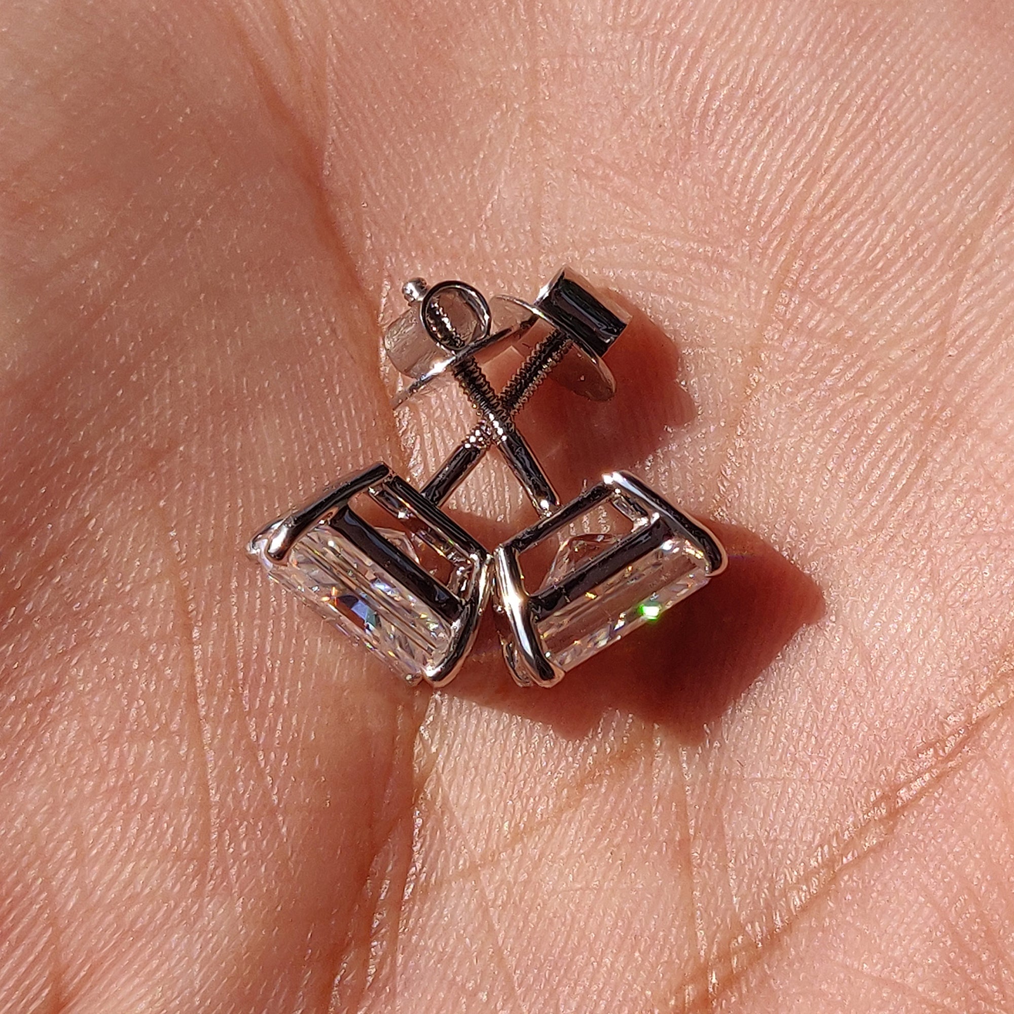 4 prong setting used in radiant Cut stud earrings for Wedding Gifts for Women.
