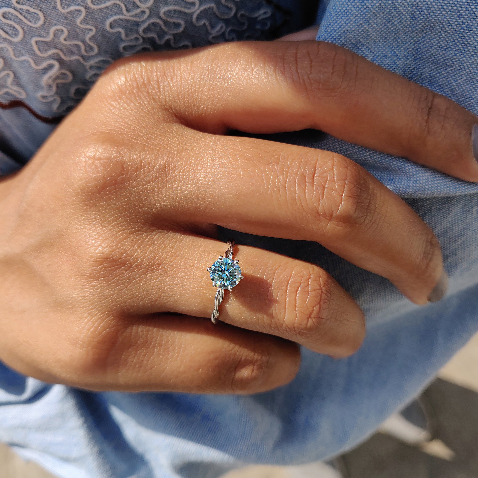 A twisted ring setting brings a unique, sophisticated twist to a classic design.
