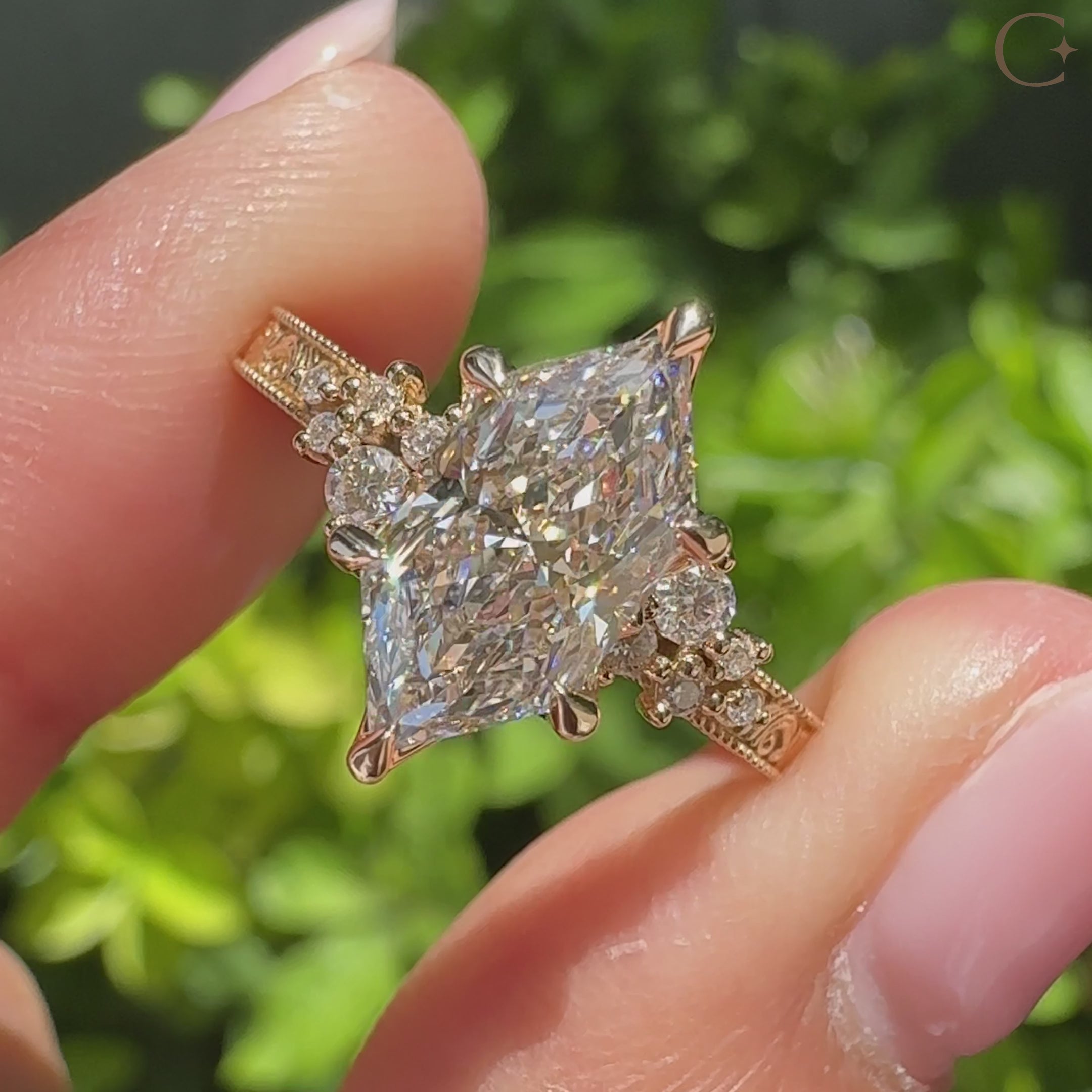 Vintage style Dutch marquise ring with milgrain details design
