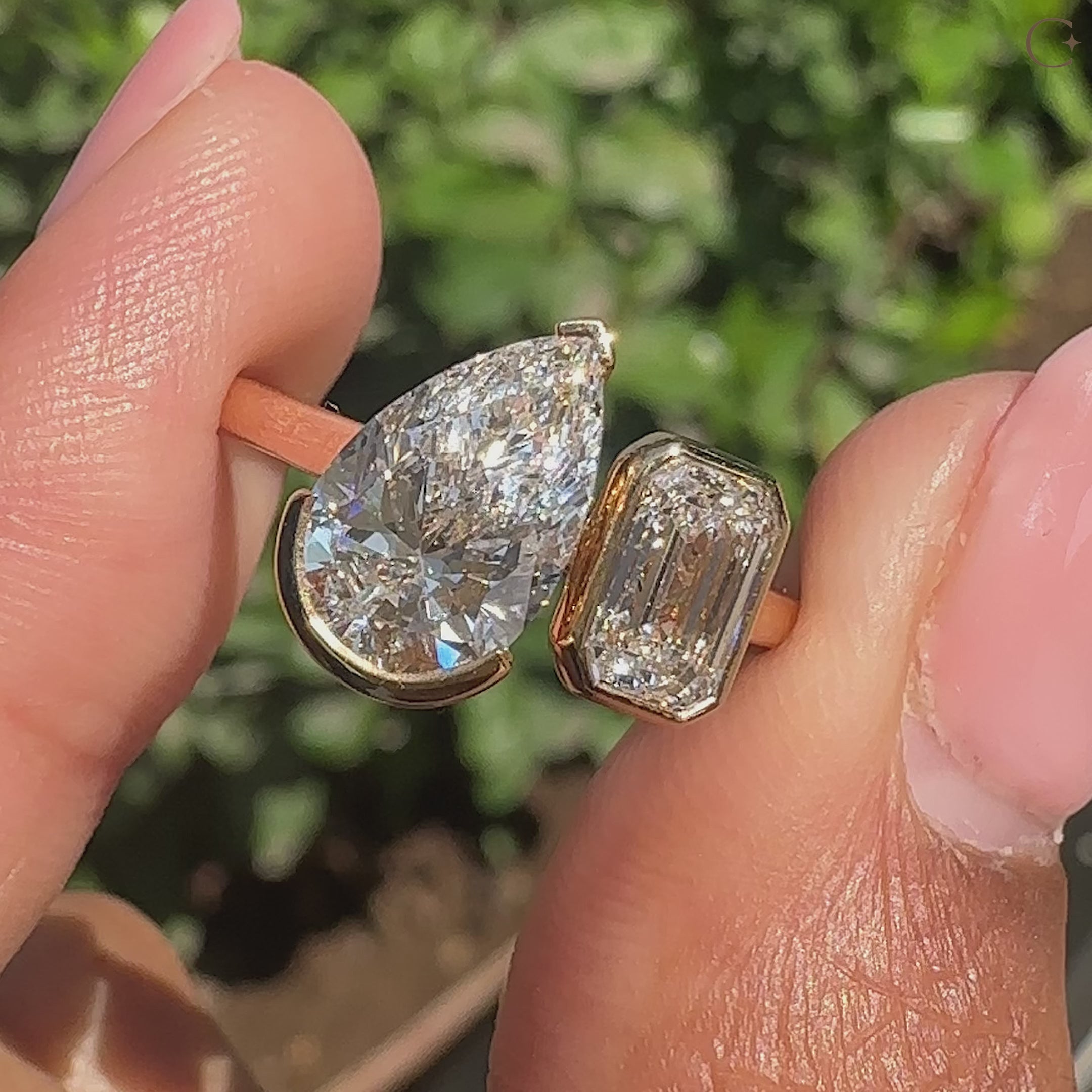 Toi et moi engagement ring with IGI certified diamonds.