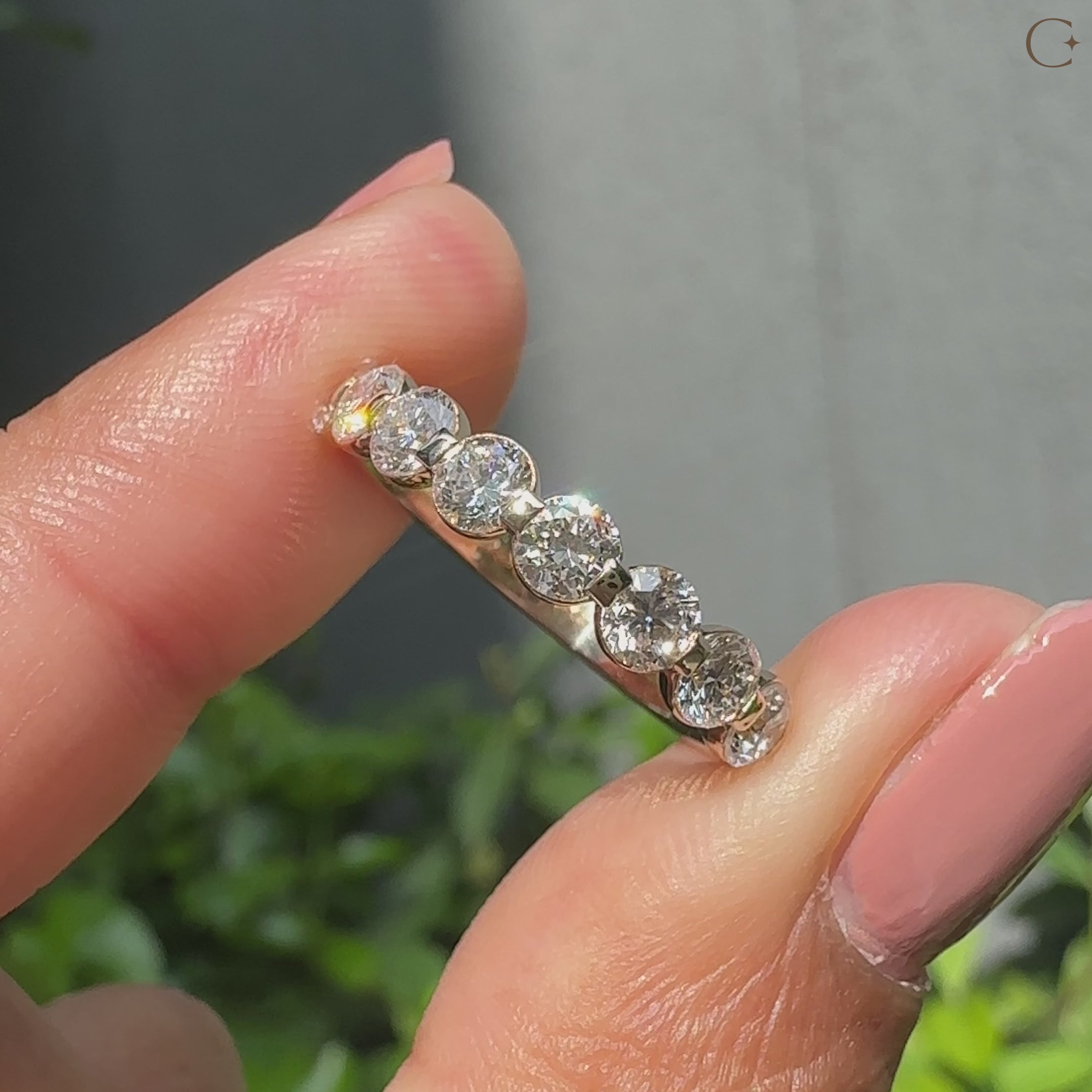 Round cut diamond wedding band handcrafted in yellow gold
