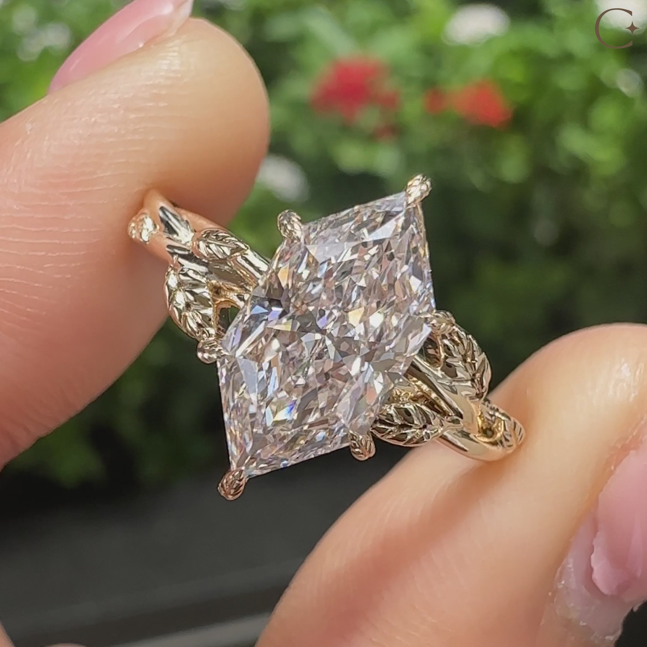 Vine shank solitaire Dutch marquise ring
